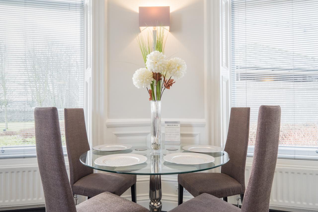Marks At The Manor Luxury Riverside Apartments - Sleeps Up To 4, With Parking And Sky Tv Aberdeen Exterior foto