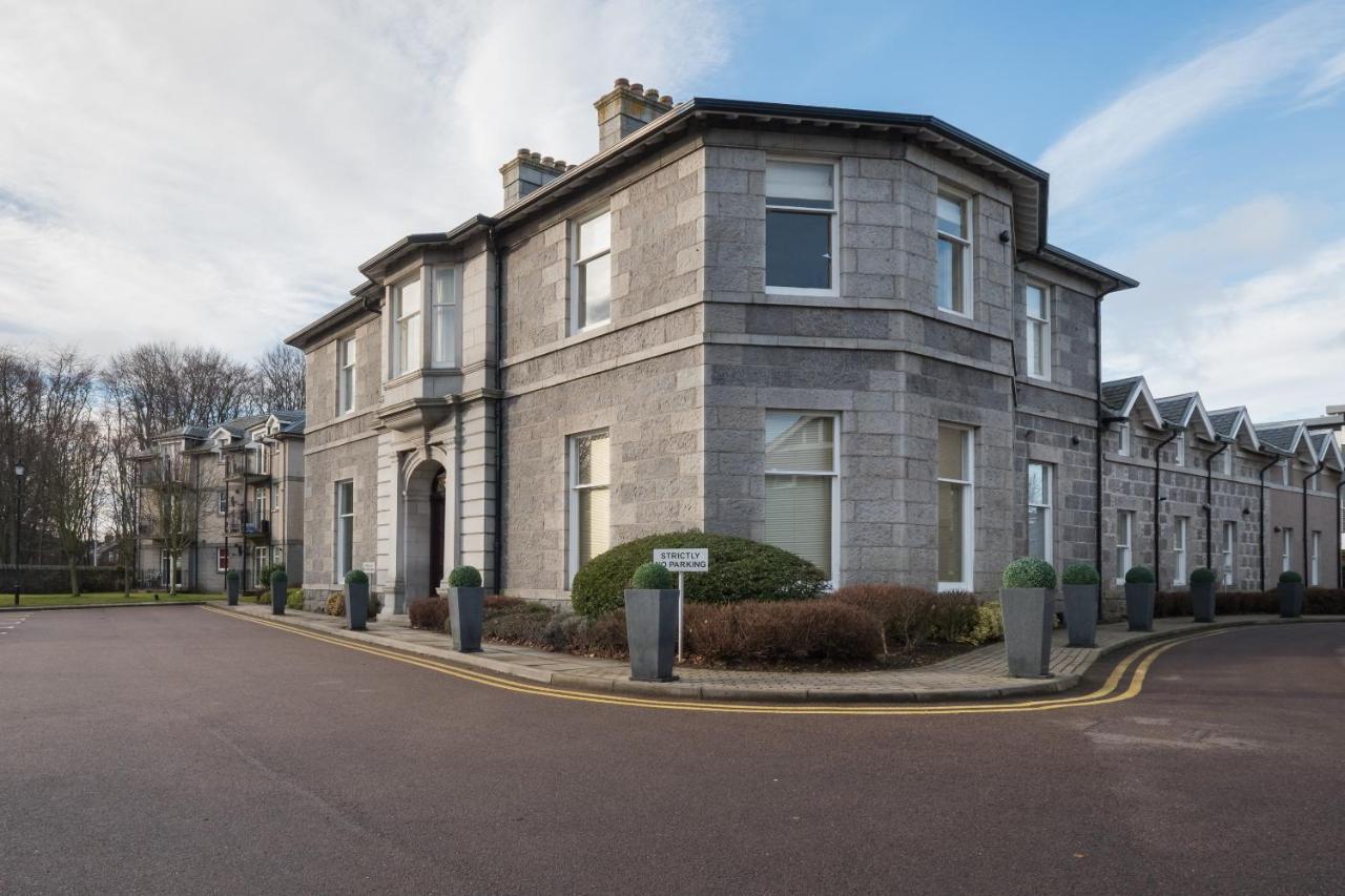 Marks At The Manor Luxury Riverside Apartments - Sleeps Up To 4, With Parking And Sky Tv Aberdeen Exterior foto